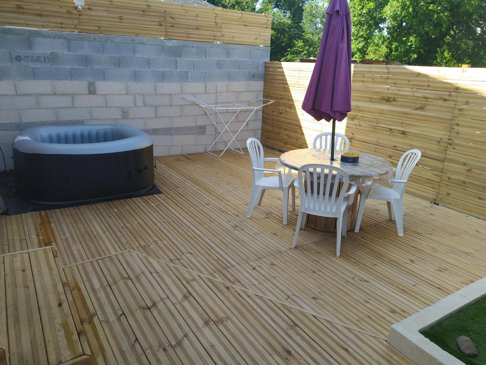 Studio Cosy Avec Terrasse Et Jacuzzi A Disposition De Mai A Aout Rians  Buitenkant foto